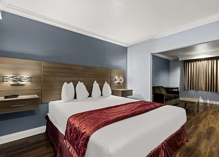 Best Western Moreno Hotel & Suites