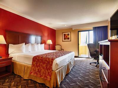 Western Moreno & Hotel 3*