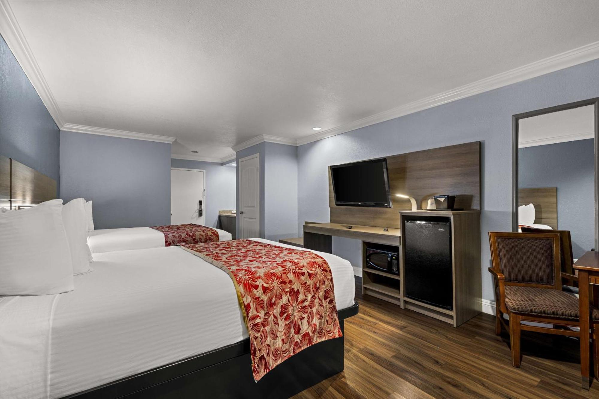 Hotel Western Moreno & Moreno Valley