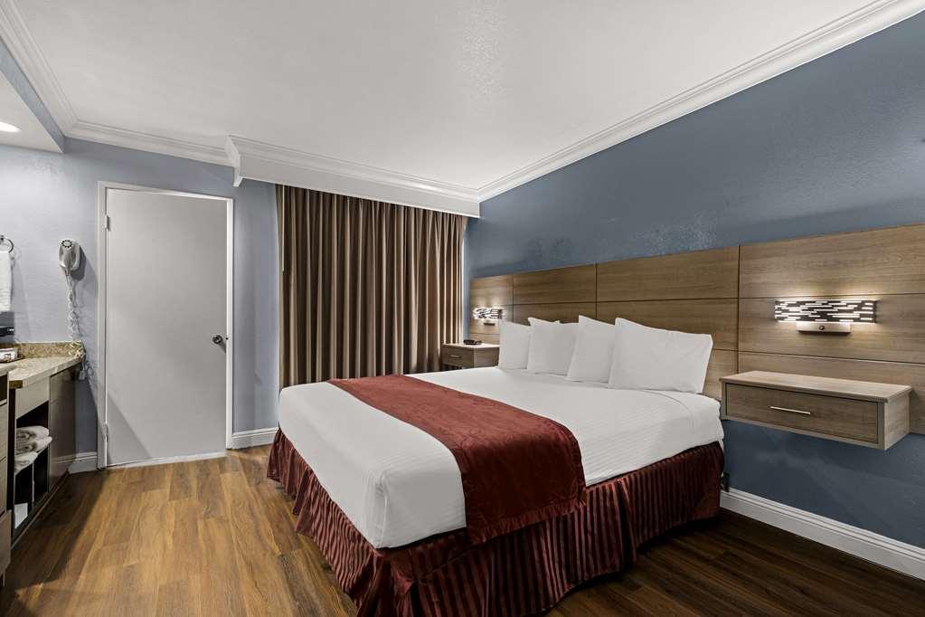 Hotel Western Moreno & Moreno Valley